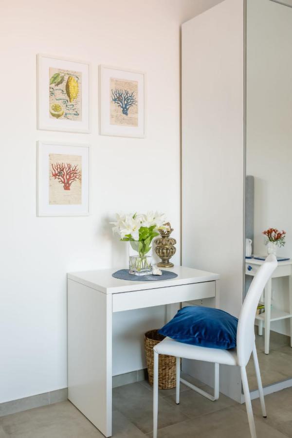 Zagara E Sirene Apartment Amalfi Bagian luar foto