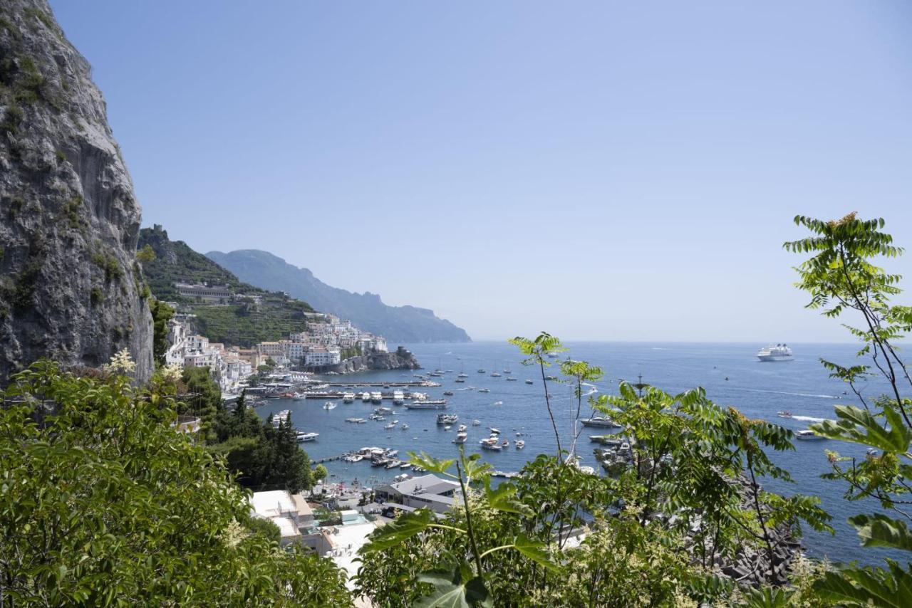 Zagara E Sirene Apartment Amalfi Bagian luar foto